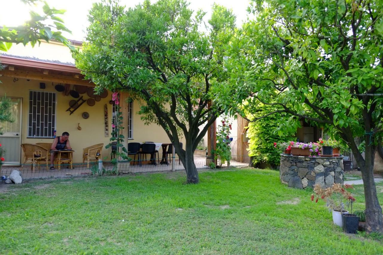 B&B Nurachi Extérieur photo